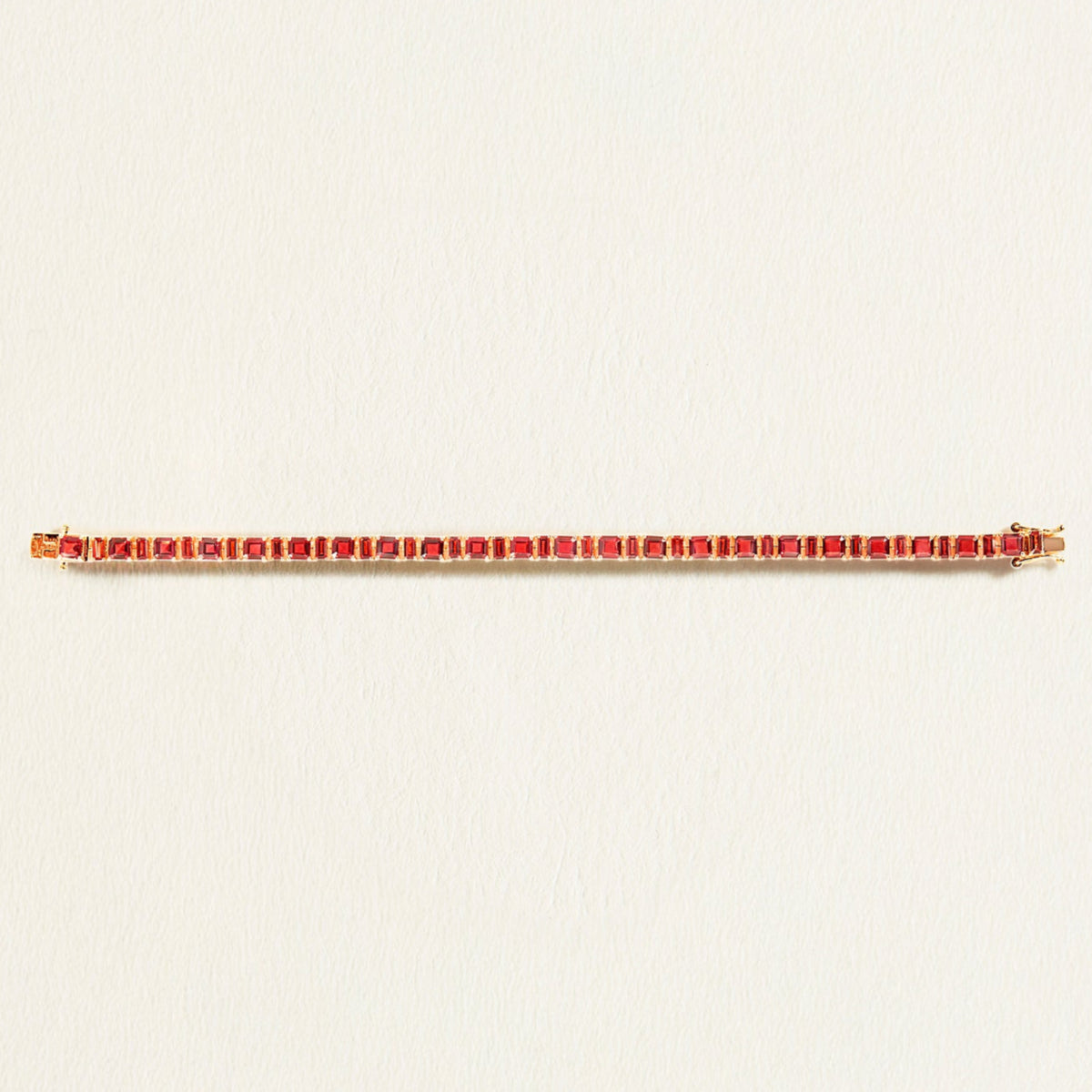 Merlot Art Deco Garnet Bracelet in natural gemstone and solid gold.